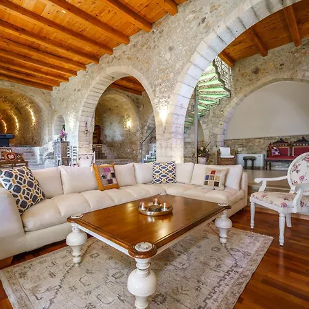 Candice, Luxurious Historic With Sea View By Rentado Villa Rethymno (Crete)