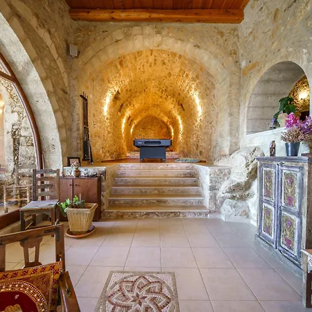 Villa Candice, Luxurious Historic With Sea View By Rentado Rethymno (Crete)