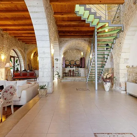Candice, Luxurious Historic With Sea View Retimno