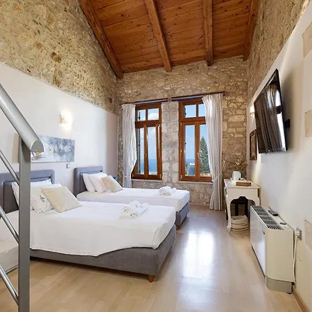 Candice, Luxurious Historic With Sea View