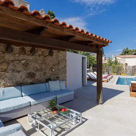 Willa Candice, Luxurious Historic With Sea View Retimno
