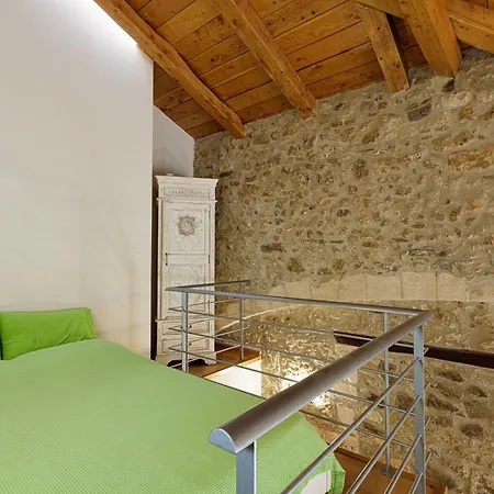 Candice, Luxurious Historic With Sea View