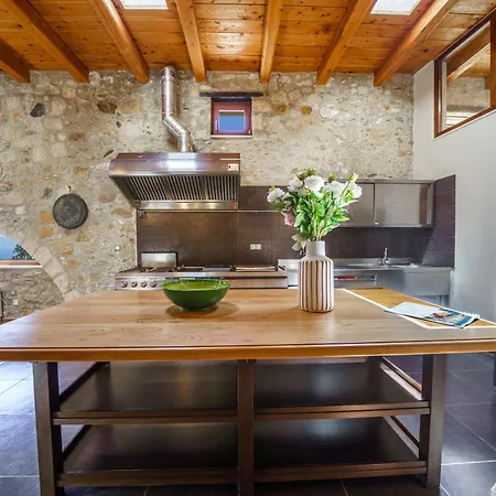 Villa Candice Historic Venetian Retreat By Rentado *