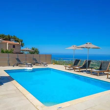 Candice, Luxurious Historic With Sea View Villa *