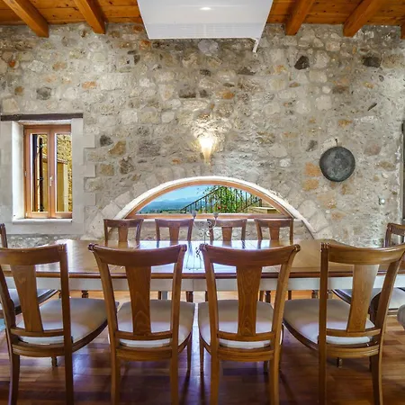 Candice, Luxurious Historic With Sea View * Rethymno