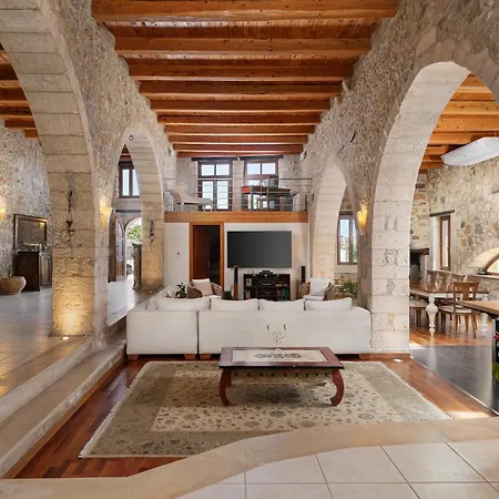 Candice Historic Venetian Retreat By Rentado Villa *