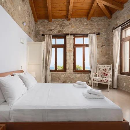 Villa Candice Historic Venetian Retreat By Rentado *