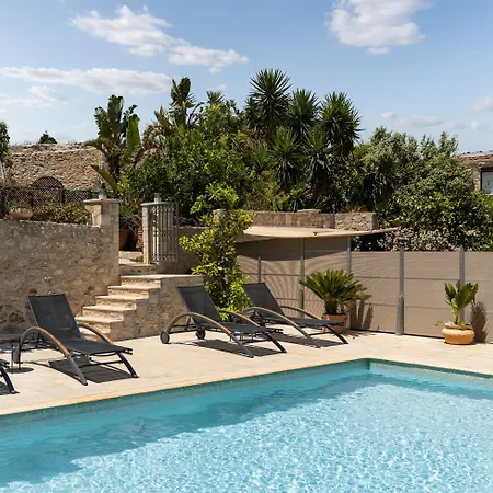 Villa Candice Historic Venetian Retreat By Rentado